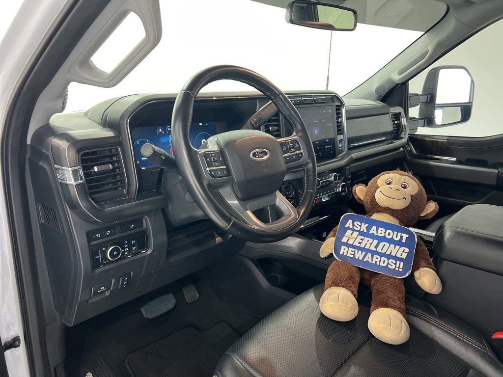 Used 2024 Ford F250 Lariat image 9