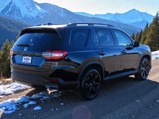 Used 2025 Honda Pilot Black Edition image 6