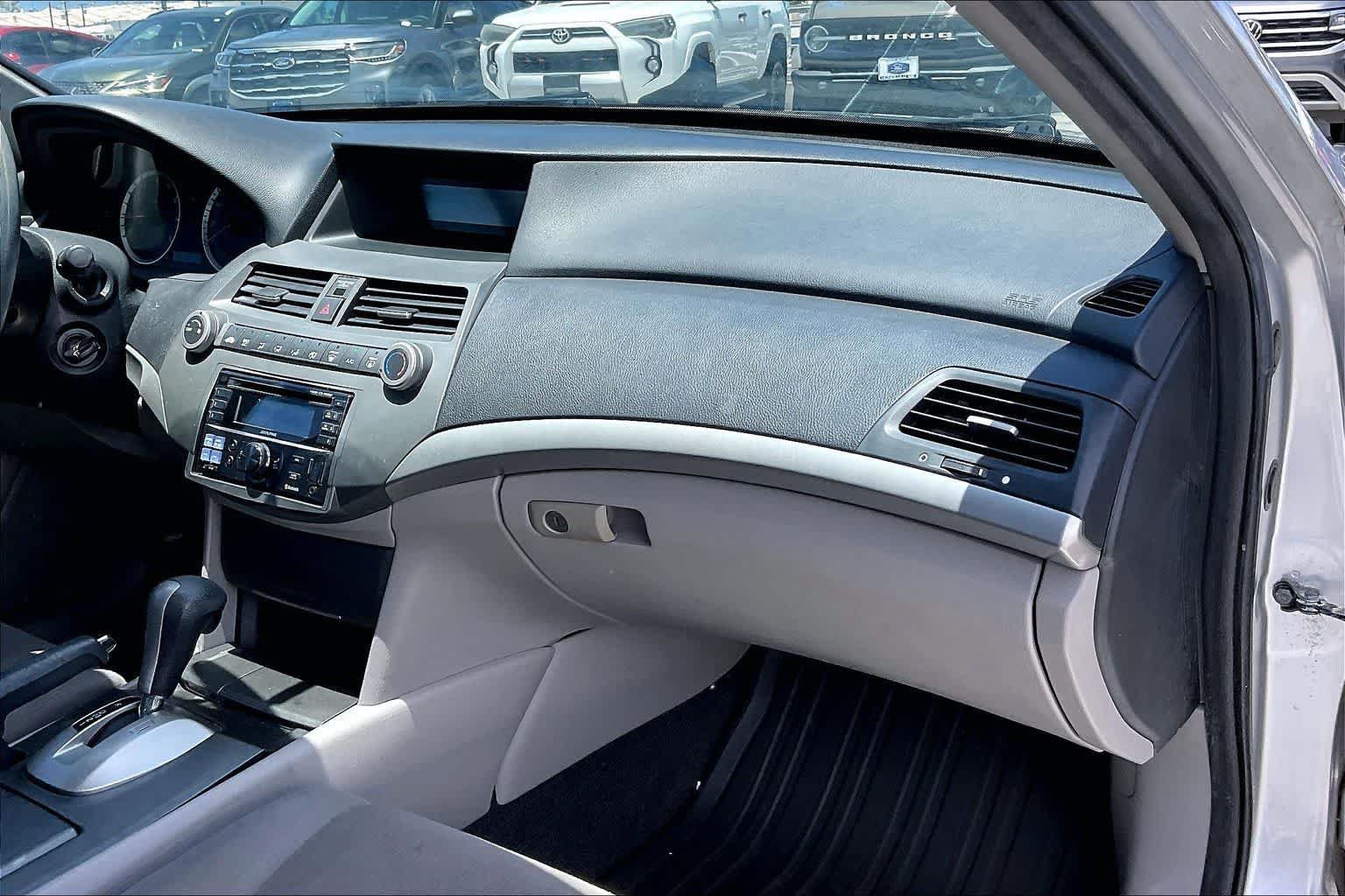 Used 2011 Honda Accord LX image 23