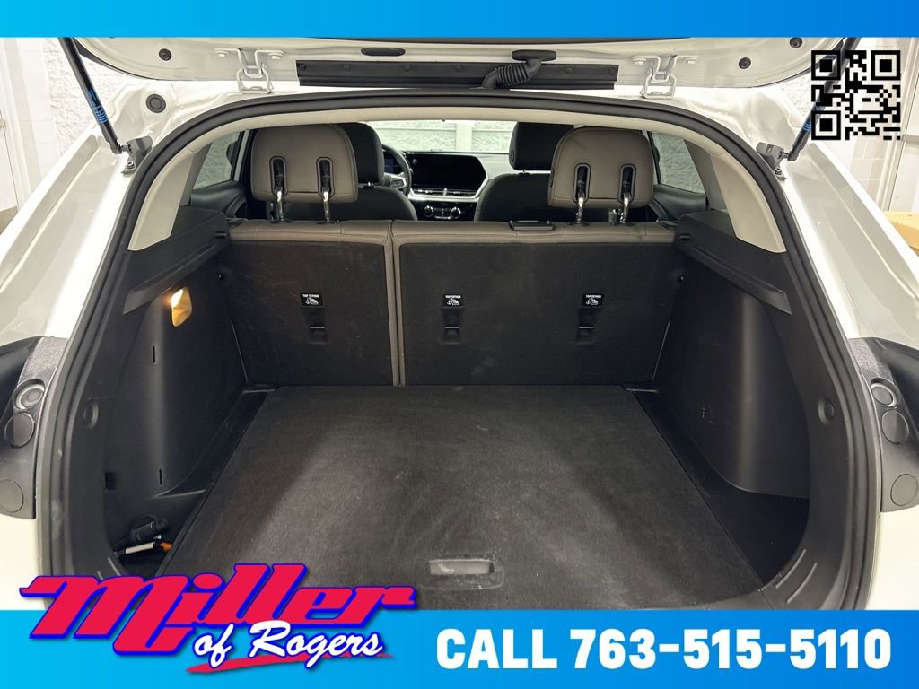 Used 2025 Chevrolet Trax ACTIV w/ Driver Confidence Package image 32