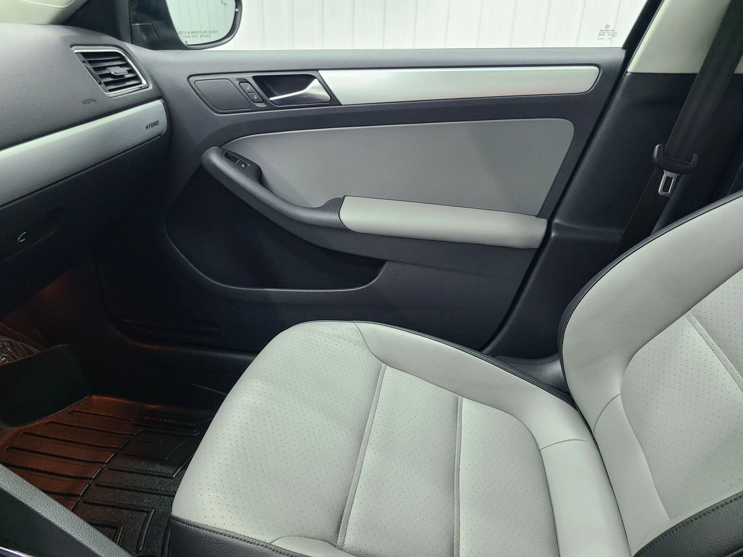 Used 2016 Volkswagen Jetta SEL Premium image 25