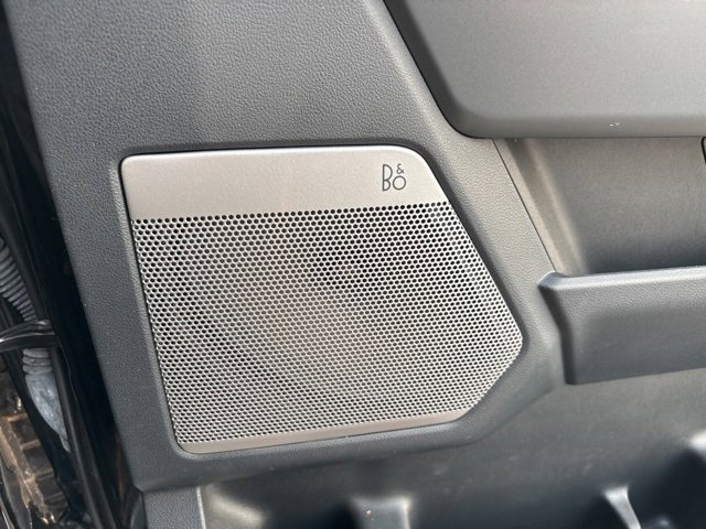 Used 2023 Ford F150 Lariat w/ Equipment Group 502A High image 11