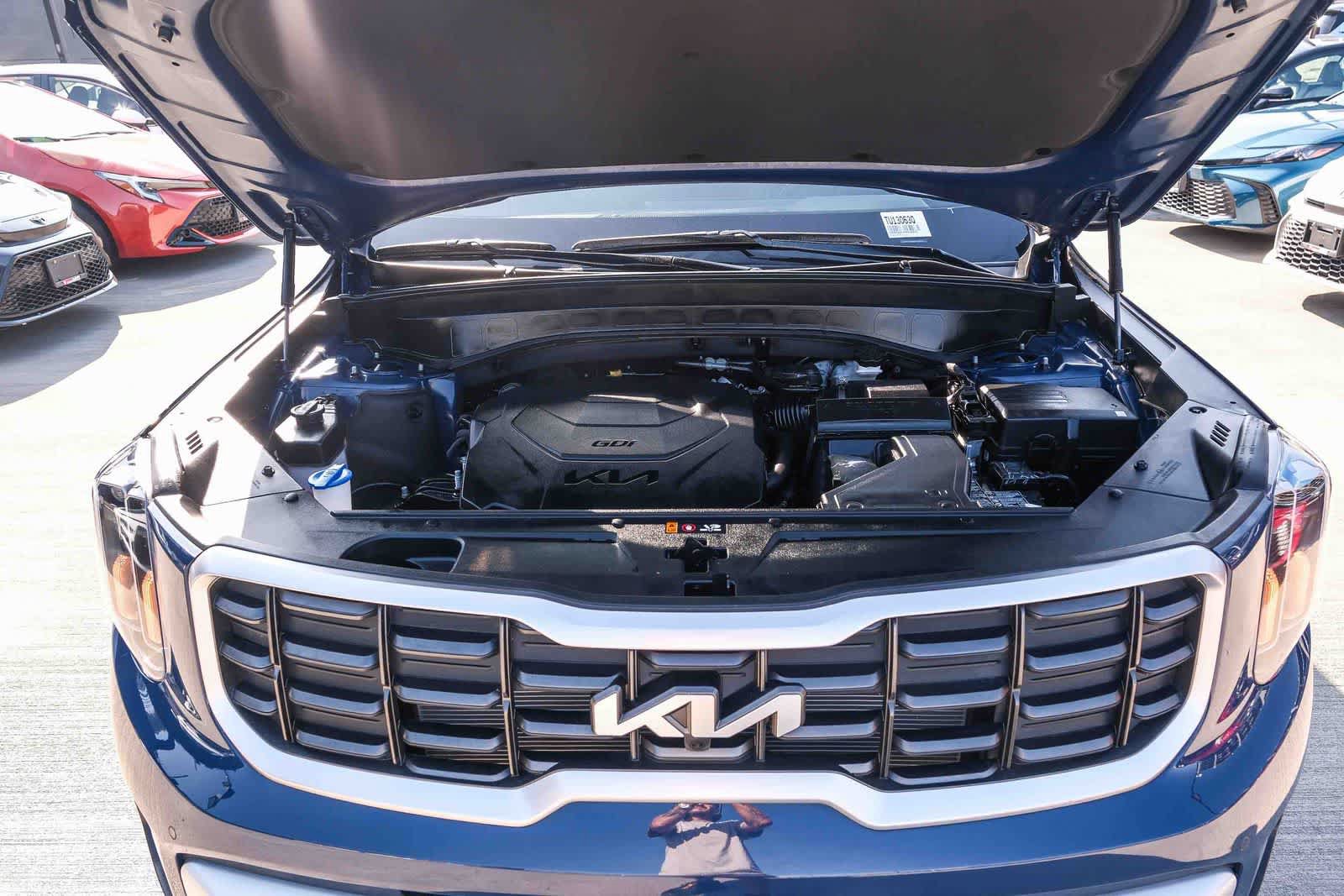 Used 2024 Kia Telluride SX w/ Towing Package AWD/4WD image 25
