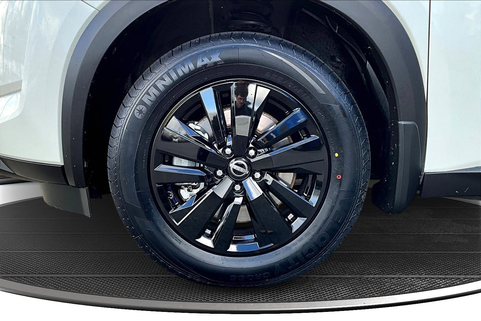 Used 2023 Nissan Pathfinder SL image 34