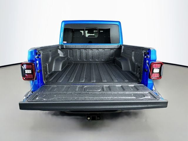 New 2026 Jeep Gladiator Mojave w/ Safety Group AWD/4WD image 27