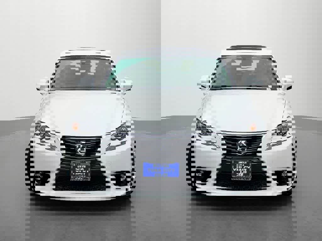 Used 2015 Lexus IS 250 image 2