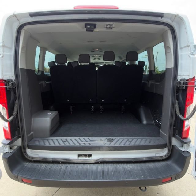Used 2025 Ford Transit 350 XLT RWD image 5