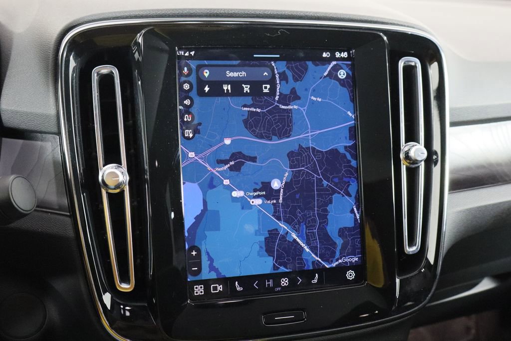 Used 2023 Volvo C40 P8 Recharge Plus w/ Protection Package Premier image 31