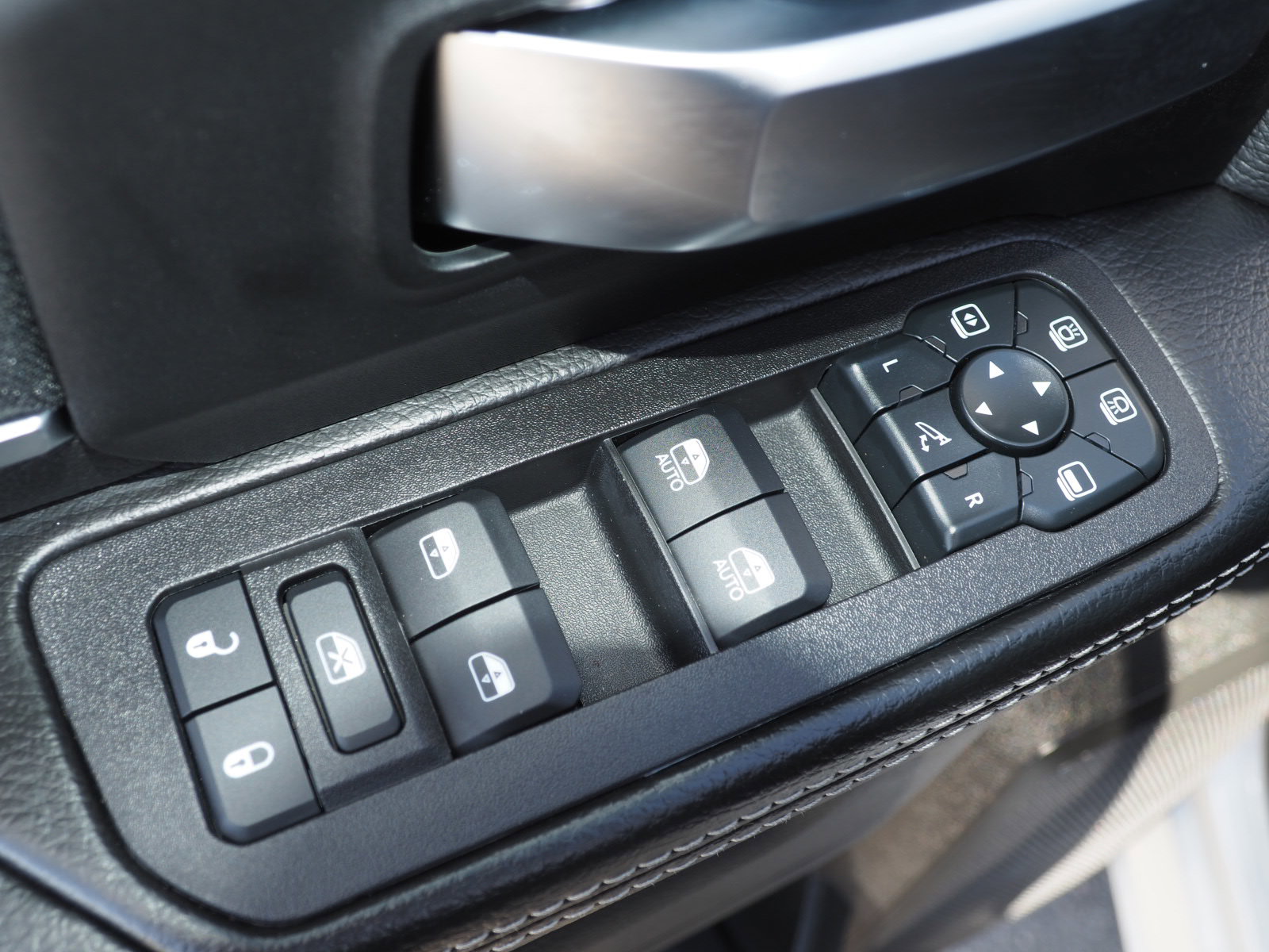 Used 2025 RAM 3500 Big Horn image 27