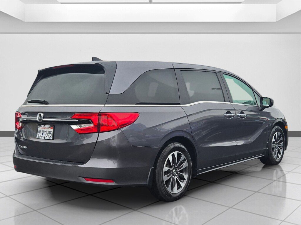 Certified 2024 Honda Odyssey EX-L image 5