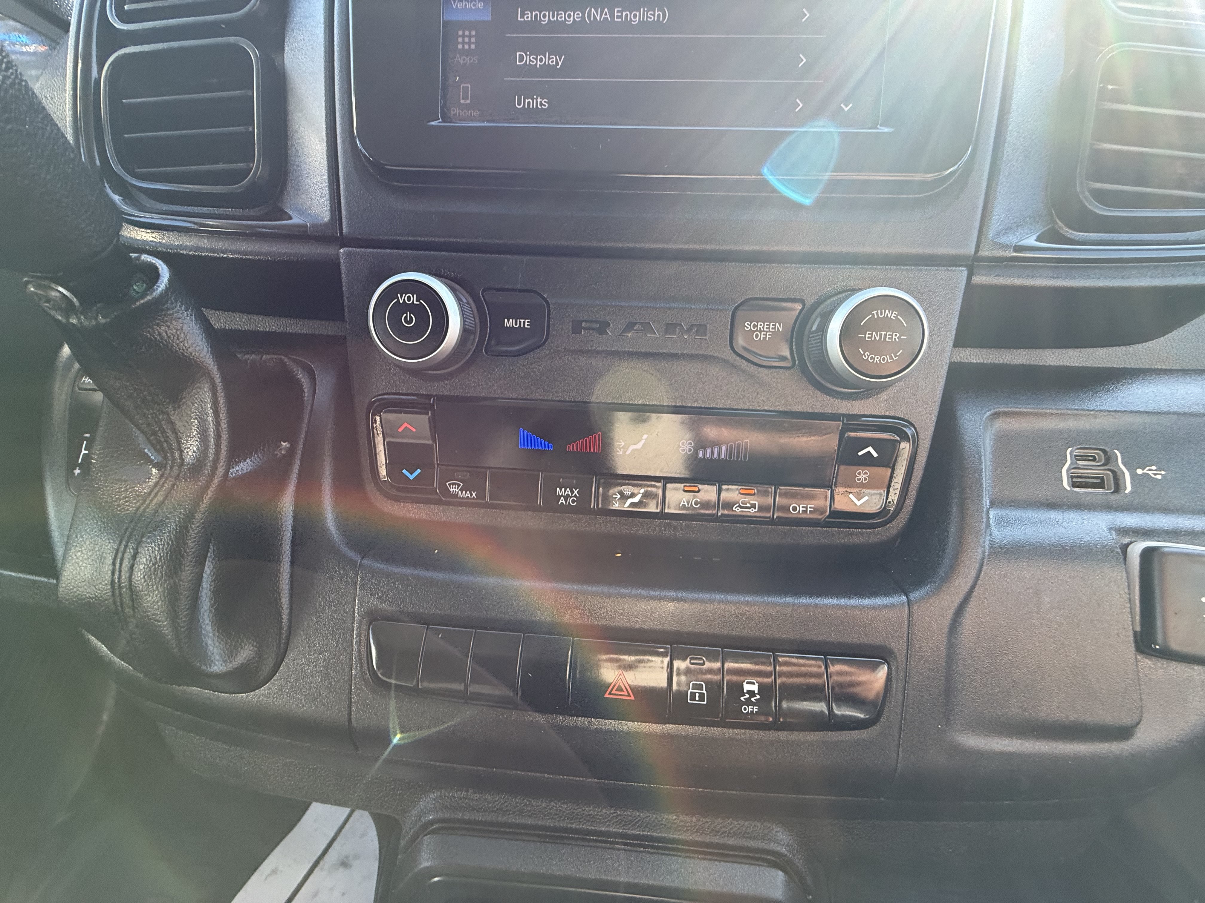 Used 2023 RAM ProMaster 2500 FWD image 21