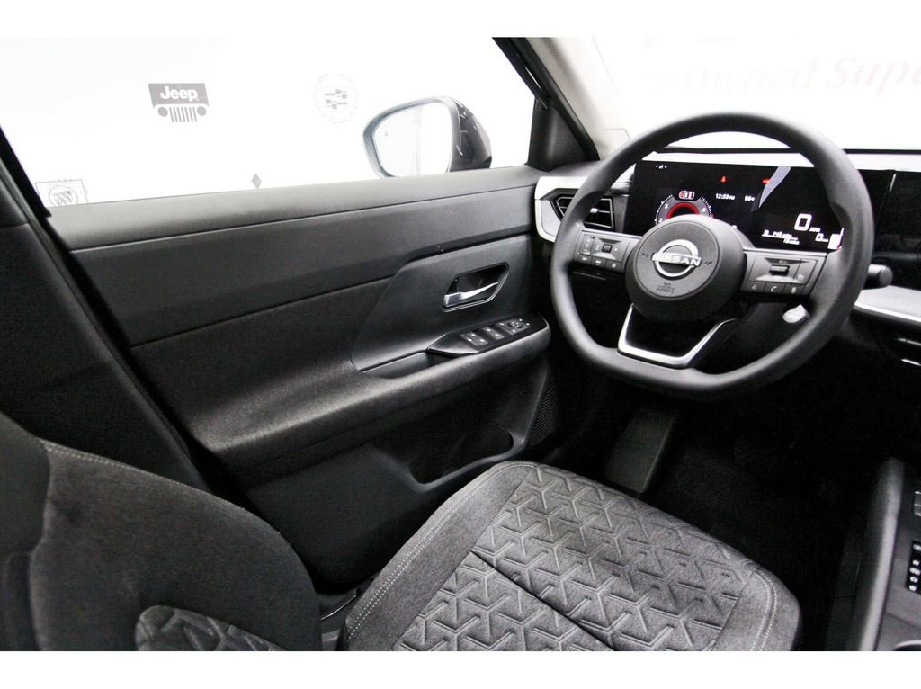 New 2026 Nissan Kicks SV FWD image 6