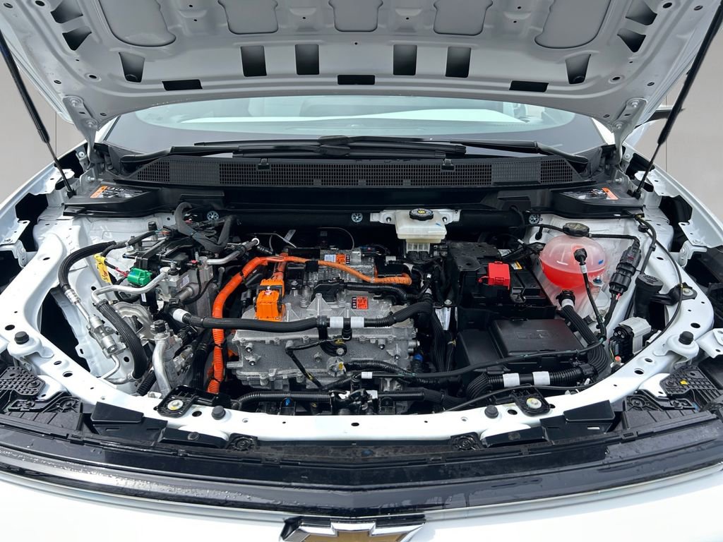 Used 2025 Chevrolet Equinox EV LT FWD image 20