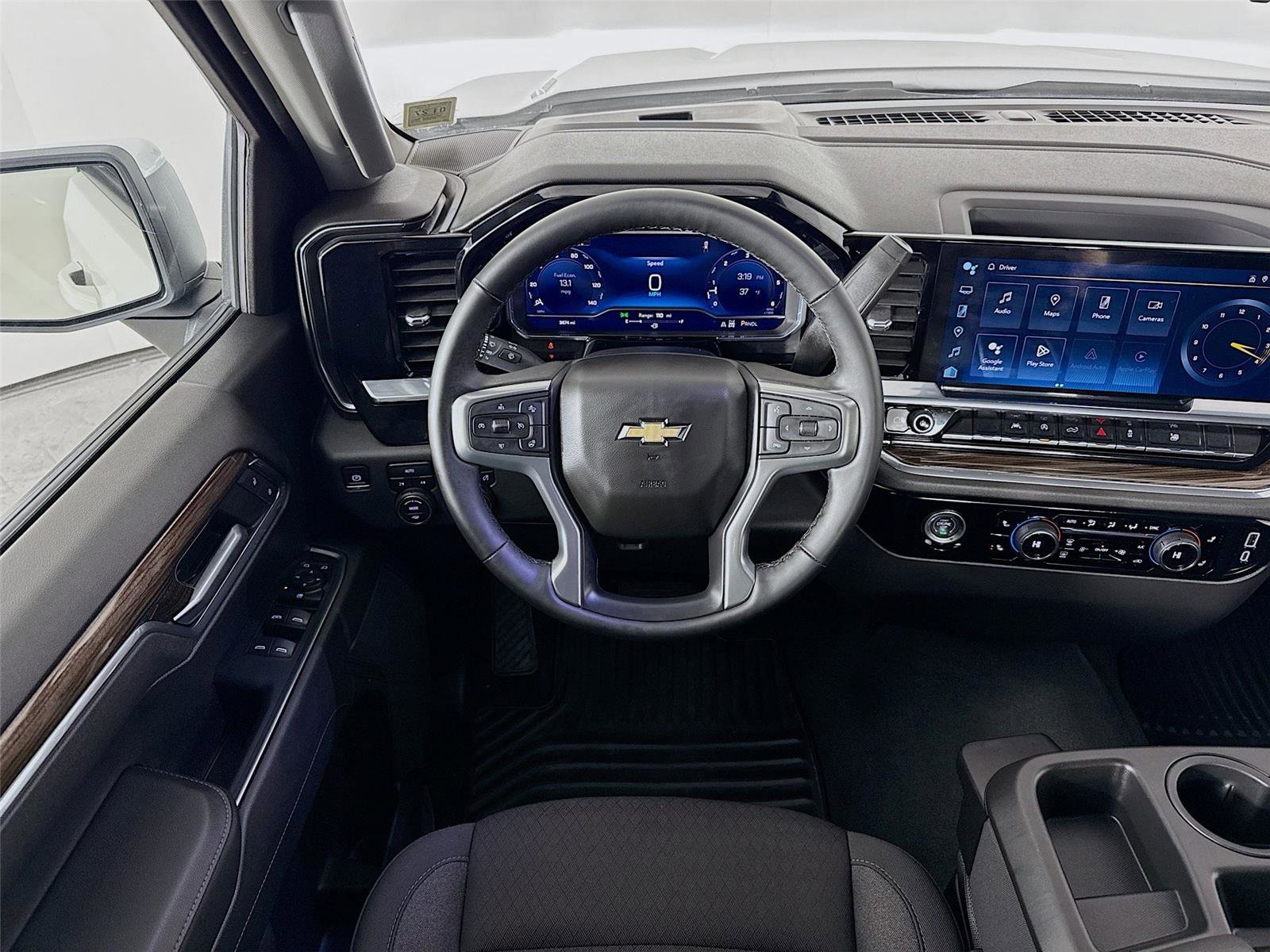 Used 2024 Chevrolet Silverado 1500 LT image 21