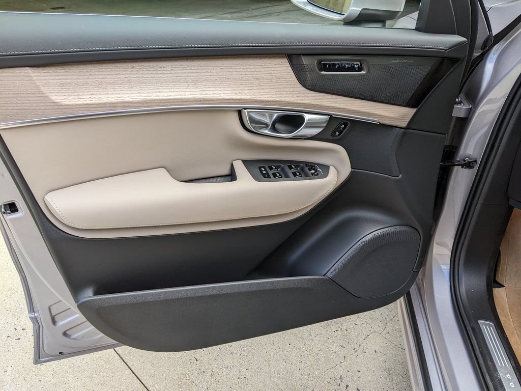 New 2026 Volvo XC90 B6 Ultra w/ Protection Package Premier AWD/4WD image 9