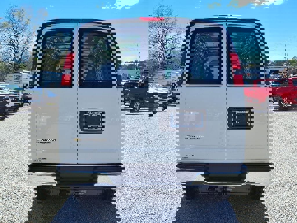 New 2026 Chevrolet Express 2500 w/ Driver Convenience Package RWD image 6