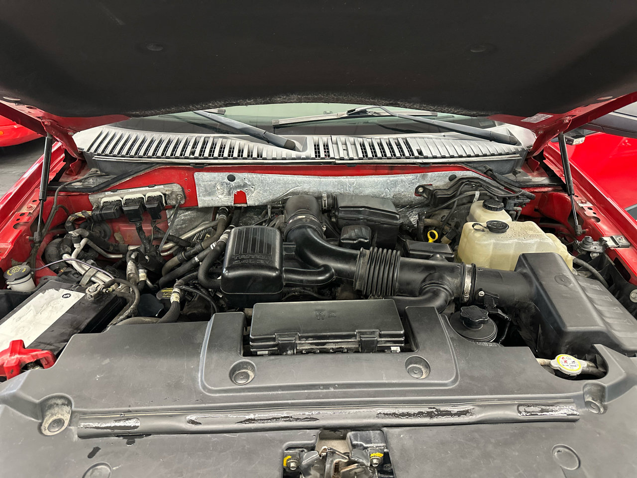 Used 2011 Ford Expedition XL w/ Fleet Convenience Pkg image 24