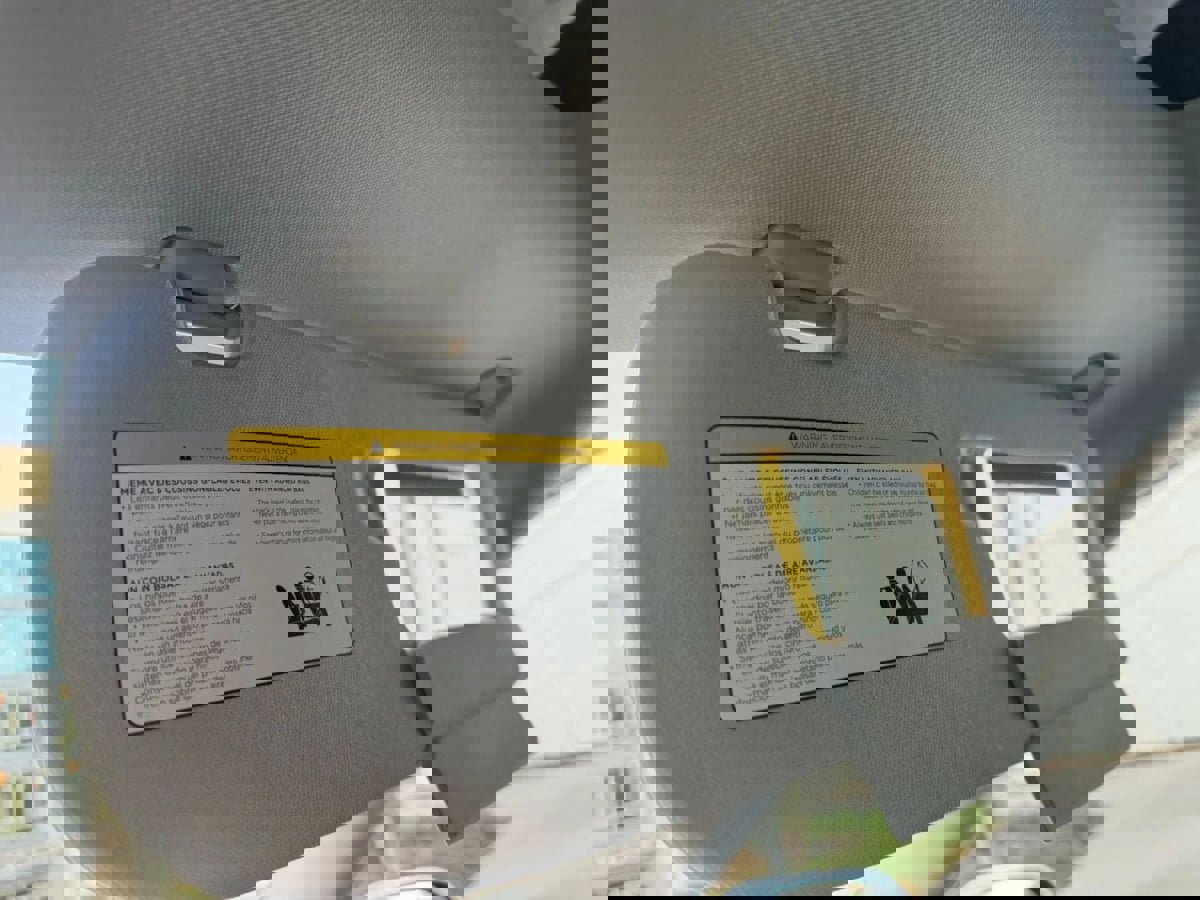 Used 2023 Tesla Model Y Long Range image 28