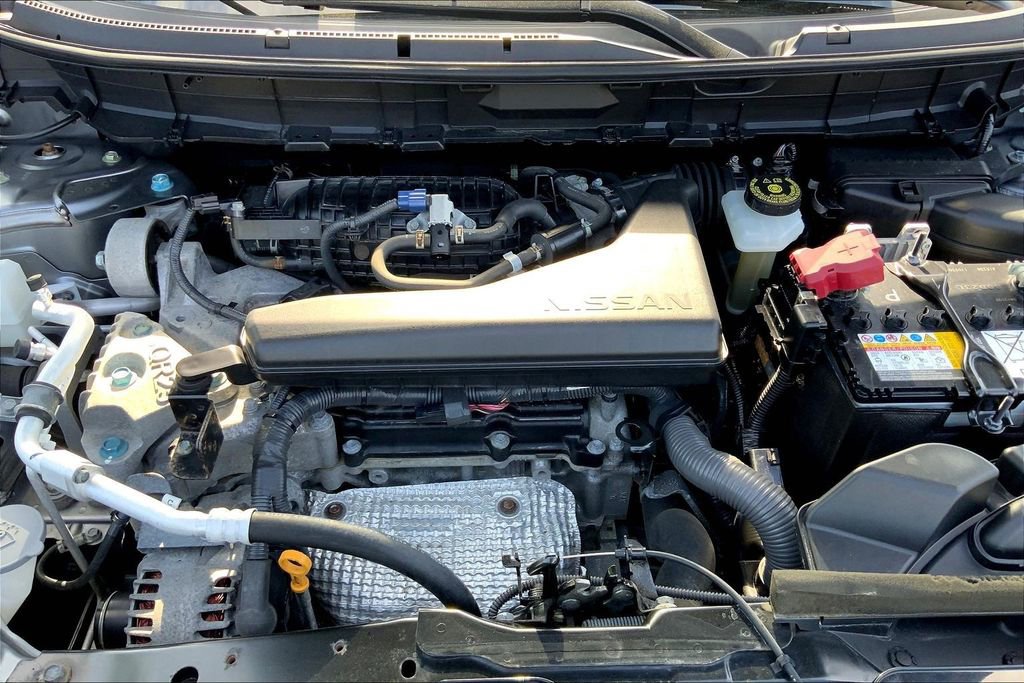 Used 2020 Nissan Rogue SV w/ Premium Package image 20