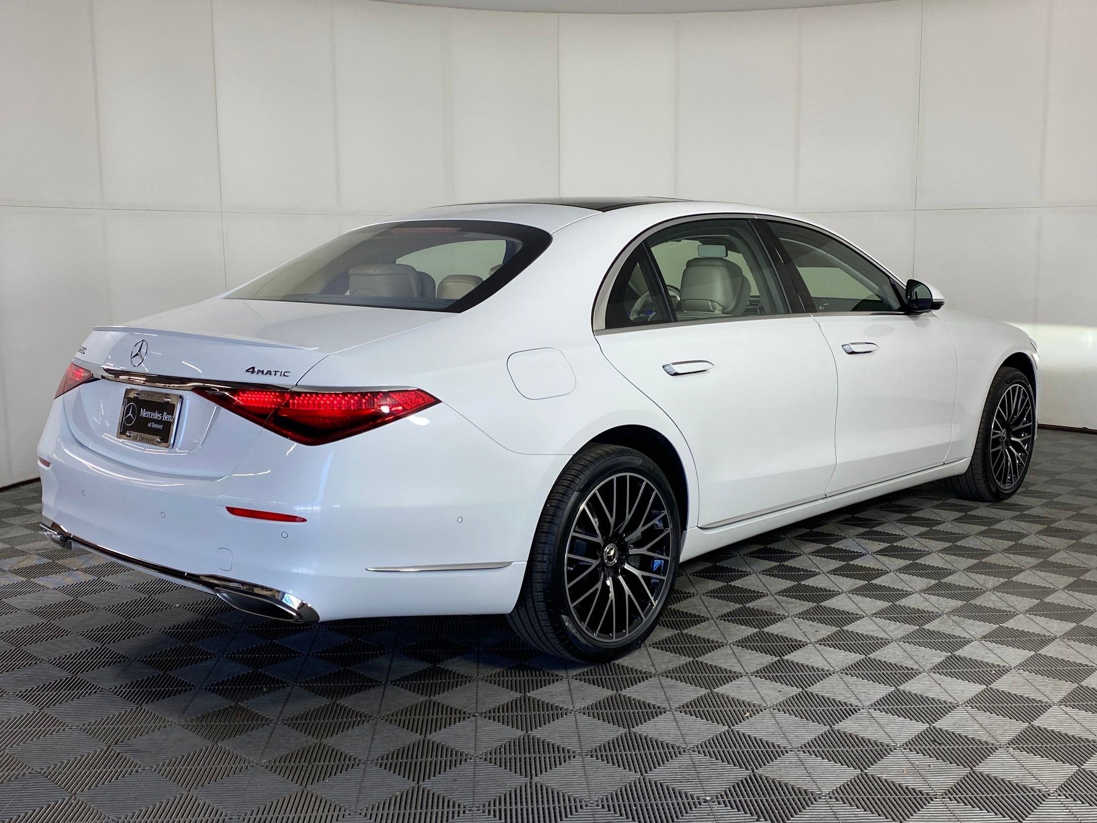 New 2026 Mercedes-Benz S 580 4MATIC Sedan image 9
