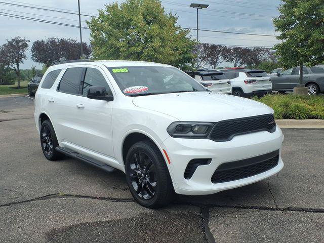 Certified 2025 Dodge Durango GT w/ Blacktop Package AWD/4WD image 3
