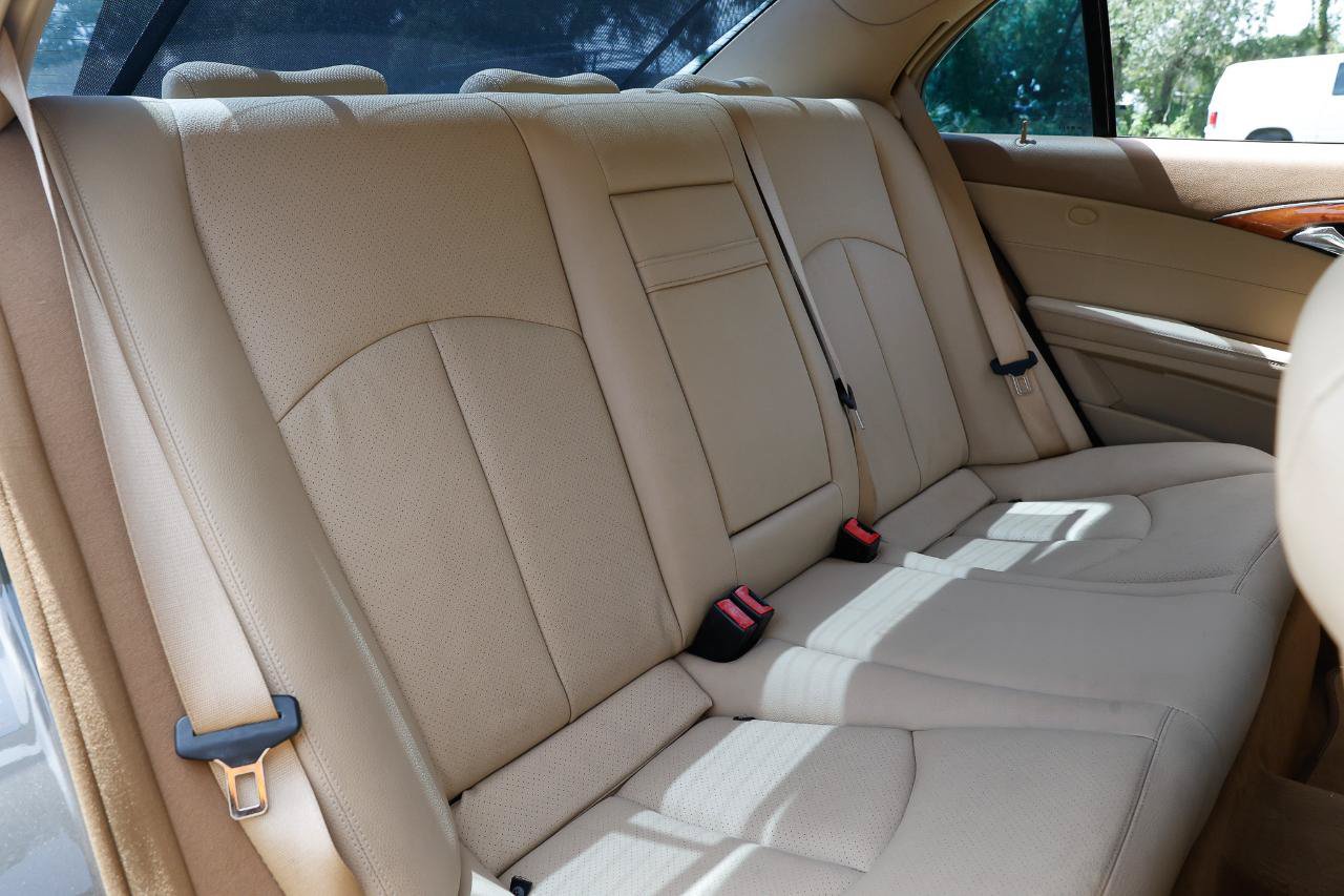 Used 2009 Mercedes-Benz E 350 Sedan w/ Premium 1 Pkg image 12