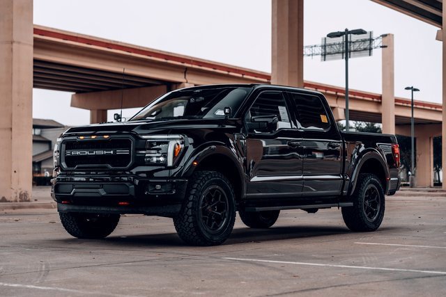 New 2025 Ford F150 Lariat w/ Equipment Group 502A High
