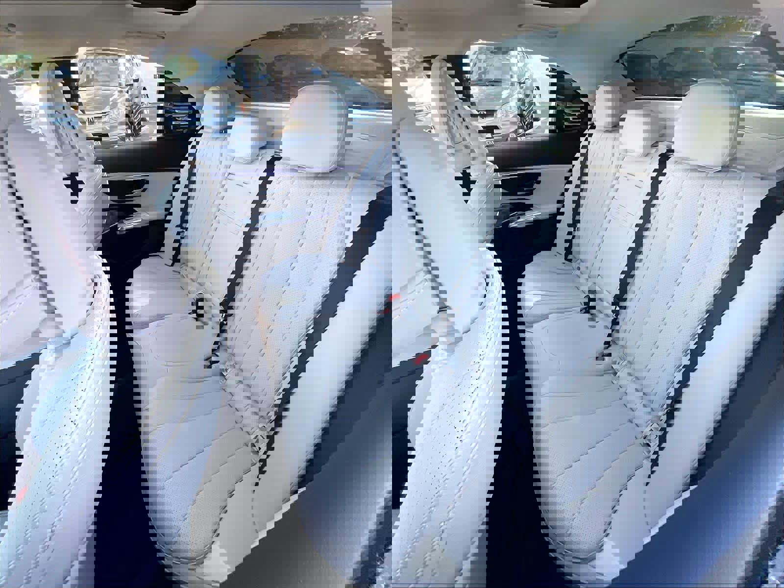 Used 2024 Mercedes-Benz E 450 4MATIC Sedan image 26