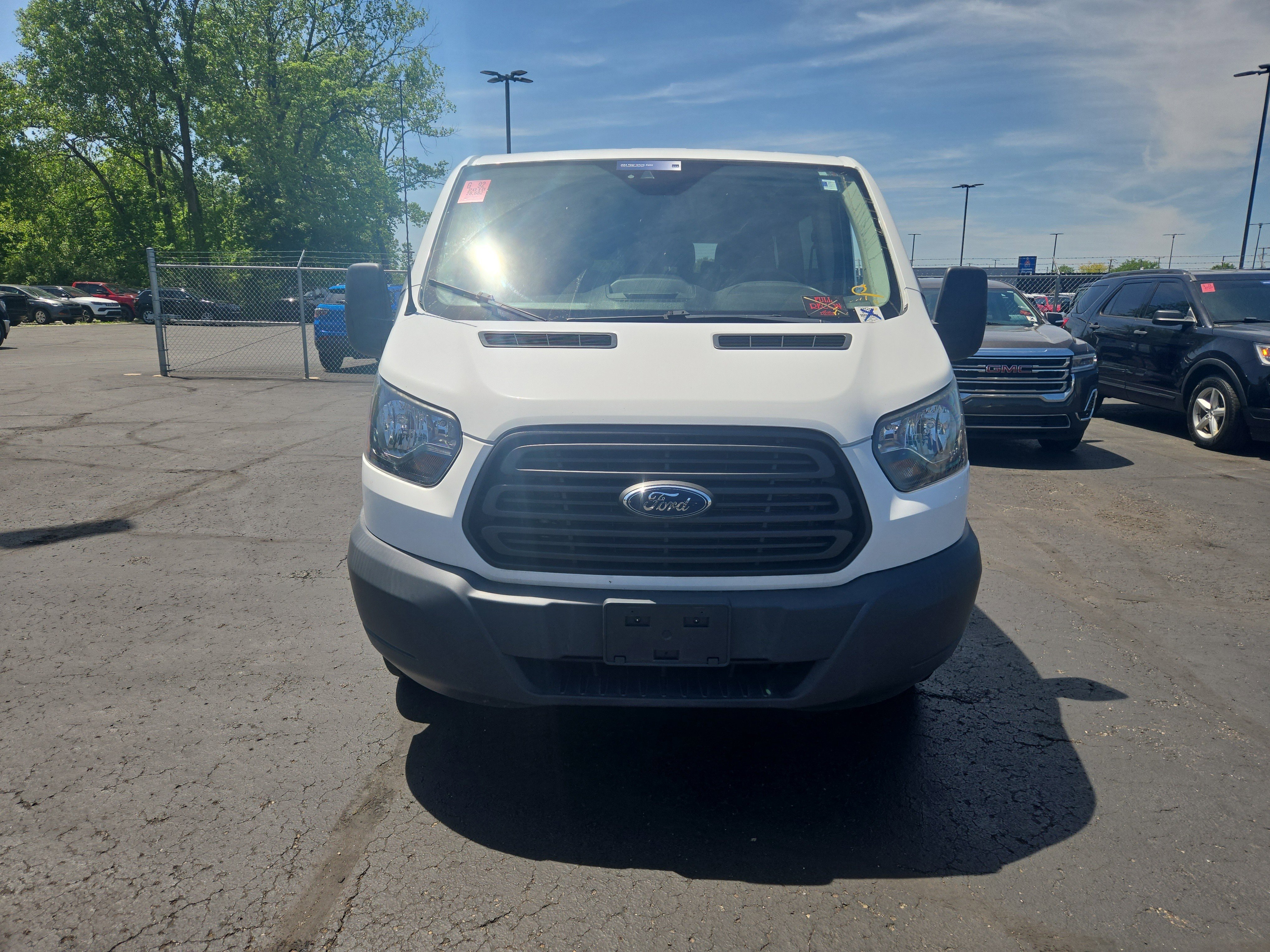 Used 2018 Ford Transit 150 XL RWD image 2