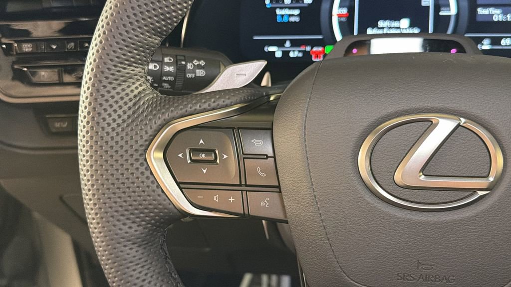 New 2026 Lexus TX 500h AWD image 25