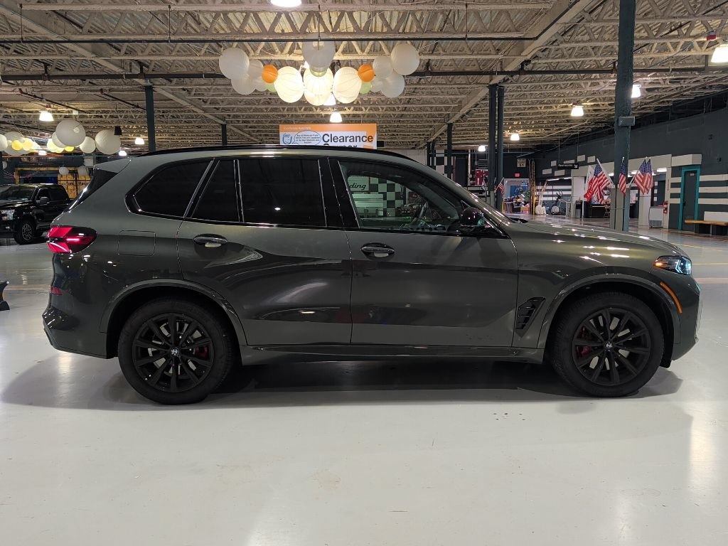Certified 2026 BMW X5 M60i AWD/4WD image 7