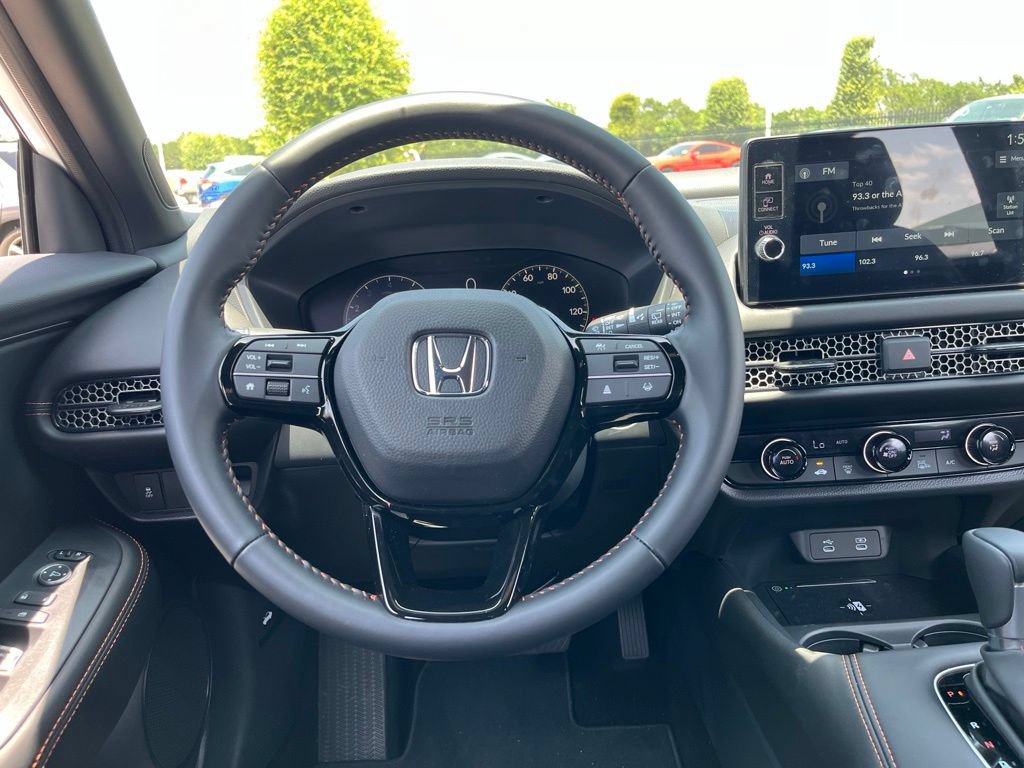 Used 2027 Honda HR-V Sport image 17