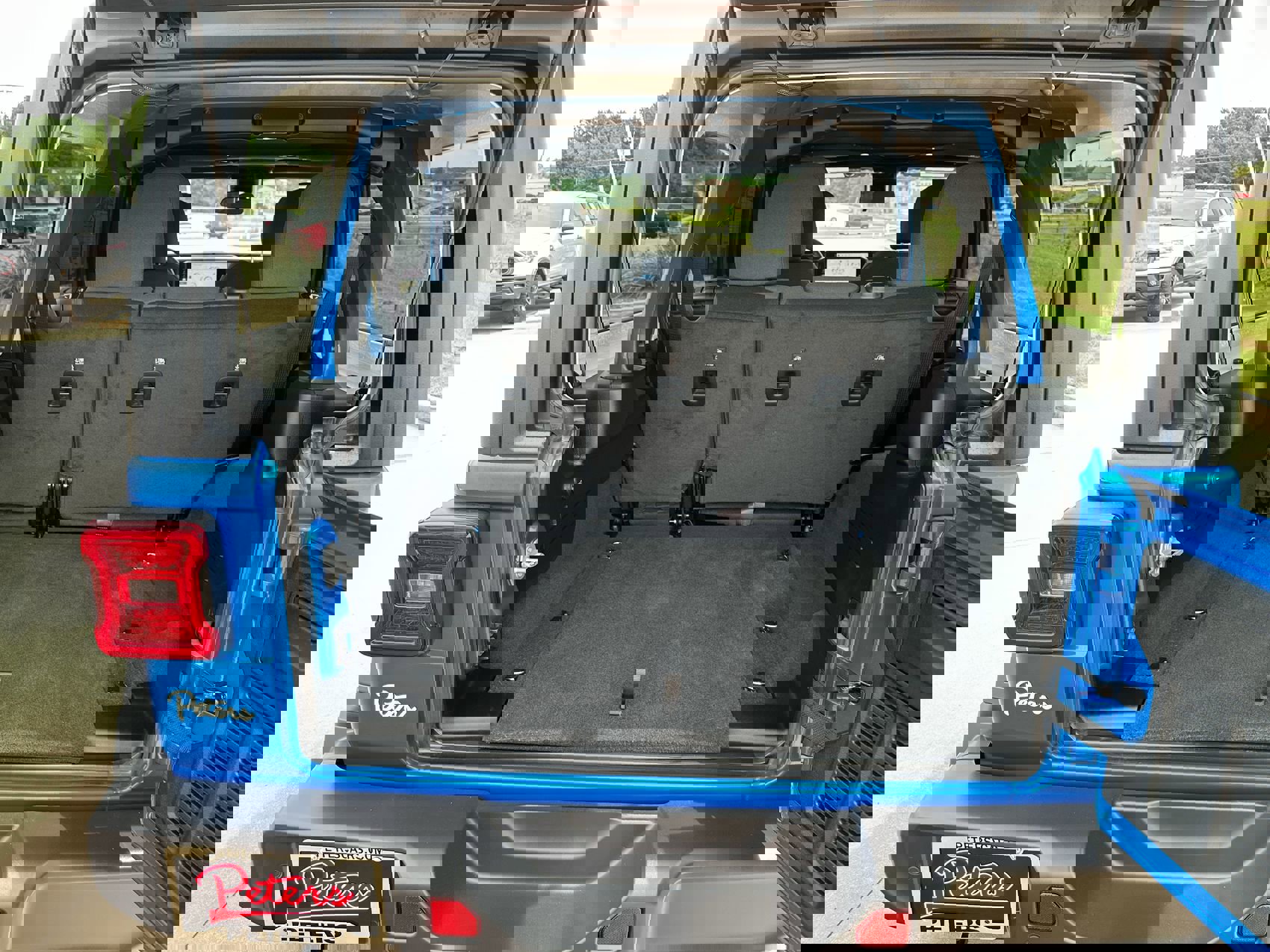 Used 2024 Jeep Wrangler Willys image 22