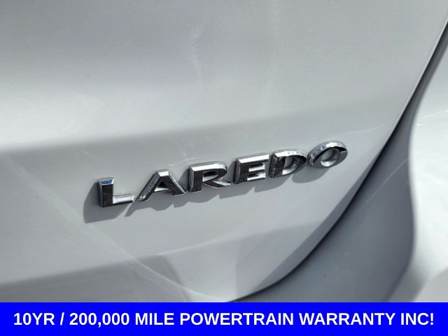Used 2020 Jeep Grand Cherokee Laredo w/ 18" Wheel & 8.4" Radio Group RWD image 15