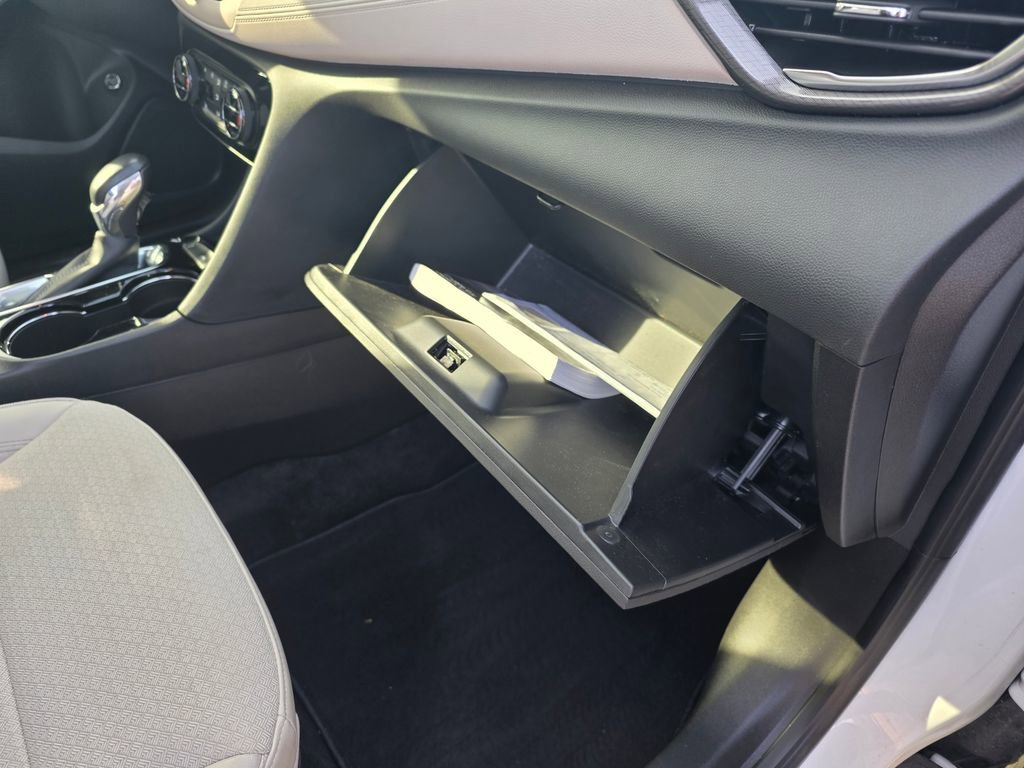 Used 2023 Buick Encore GX Select image 33