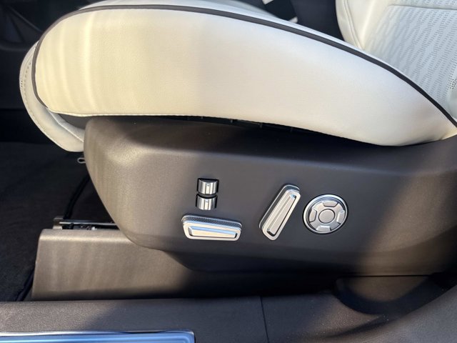 New 2026 Lincoln Nautilus Black Label image 12