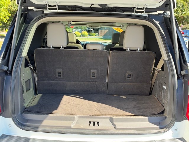 Used 2021 Ford Expedition XLT RWD image 5