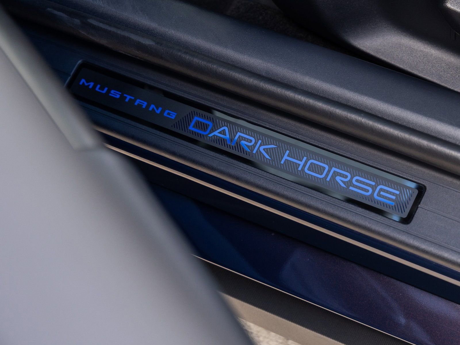 Used 2024 Ford Mustang Dark Horse image 25