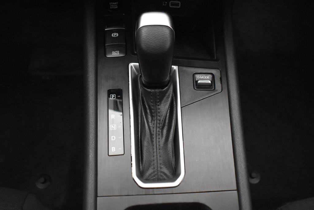 Used 2025 Nissan Kicks S AWD/4WD image 24
