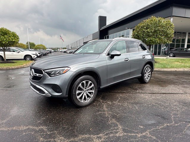 Used 2023 Mercedes-Benz GLC 300 4MATIC image 5