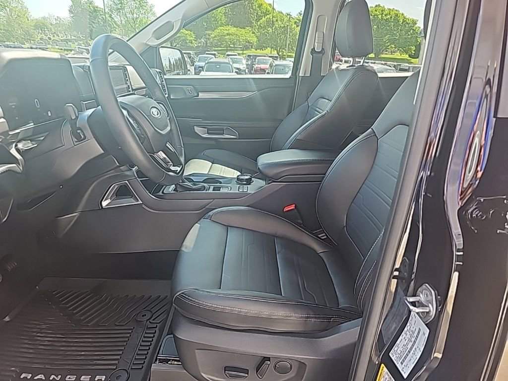 Used 2025 Ford Ranger Lariat AWD/4WD image 9
