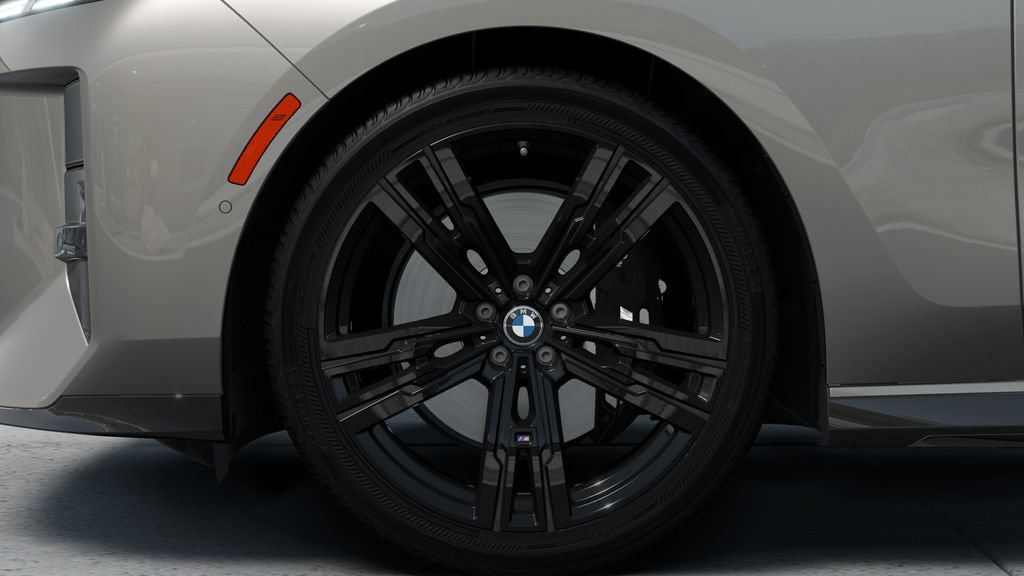 New 2027 BMW 740i xDrive AWD/4WD image 7