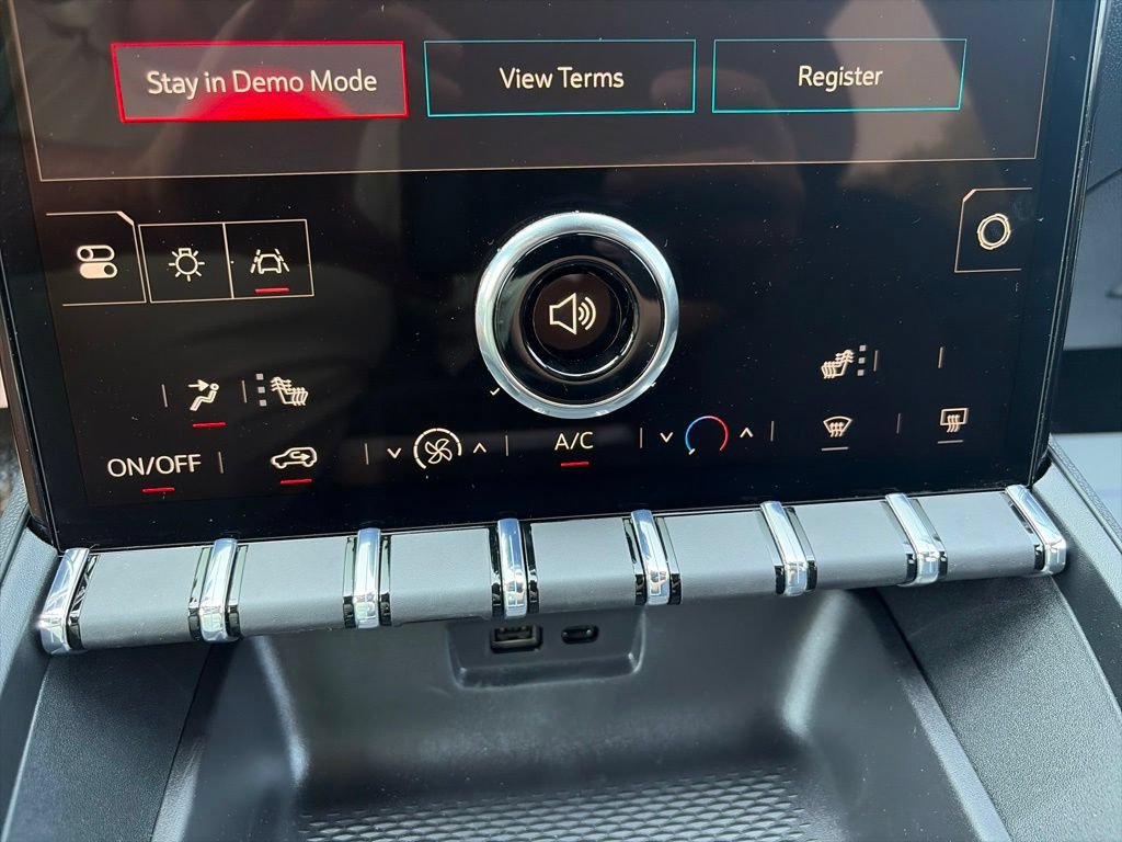 New 2027 GMC Terrain Elevation w/ LPO, Floor Liner Package AWD/4WD image 23