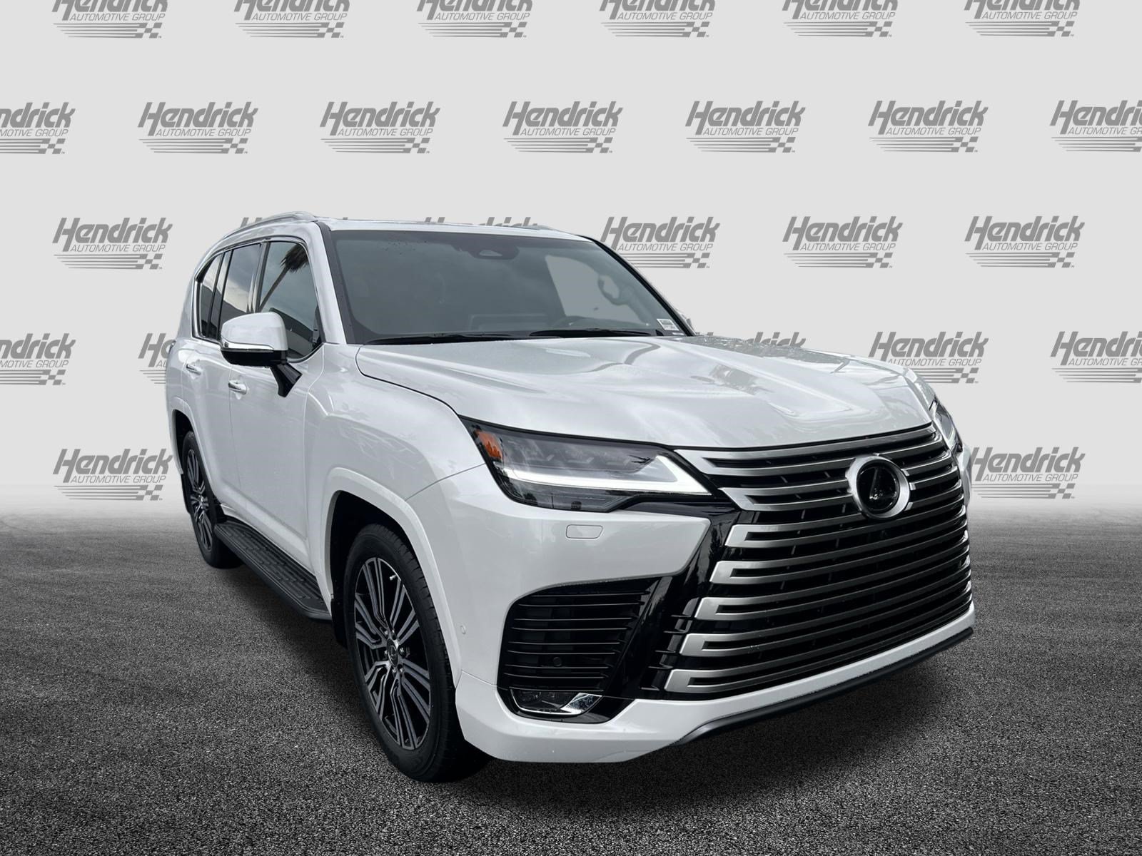New 2026 Lexus LX 700h Luxury AWD/4WD image 2