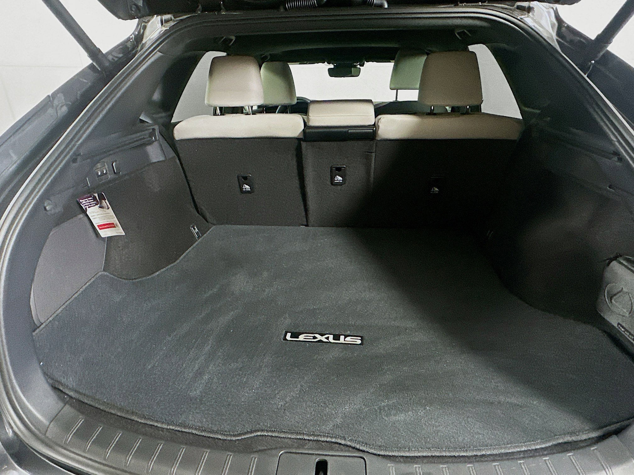 Used 2024 Lexus RX 350 Premium w/ Accessory Package (Z1) AWD/4WD image 29
