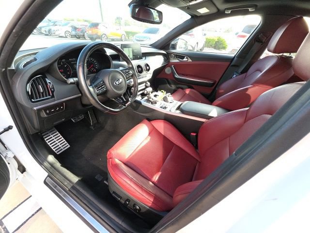 Used 2021 Kia Stinger GT1 image 12