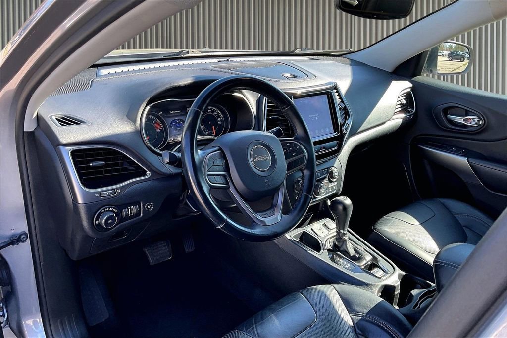 Used 2020 Jeep Cherokee Limited image 15