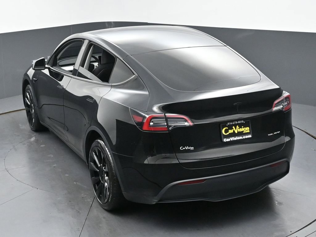 Used 2023 Tesla Model Y Long Range image 31