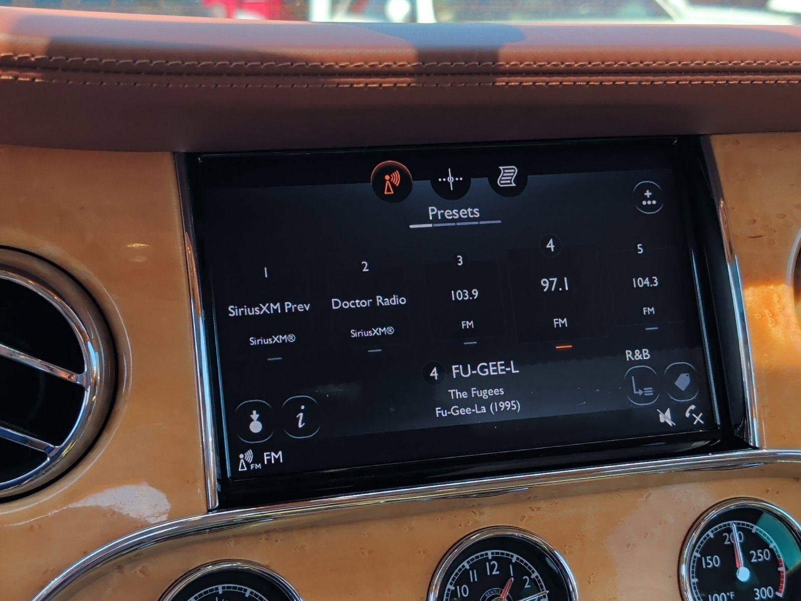 Used 2017 Bentley Mulsanne RWD image 30