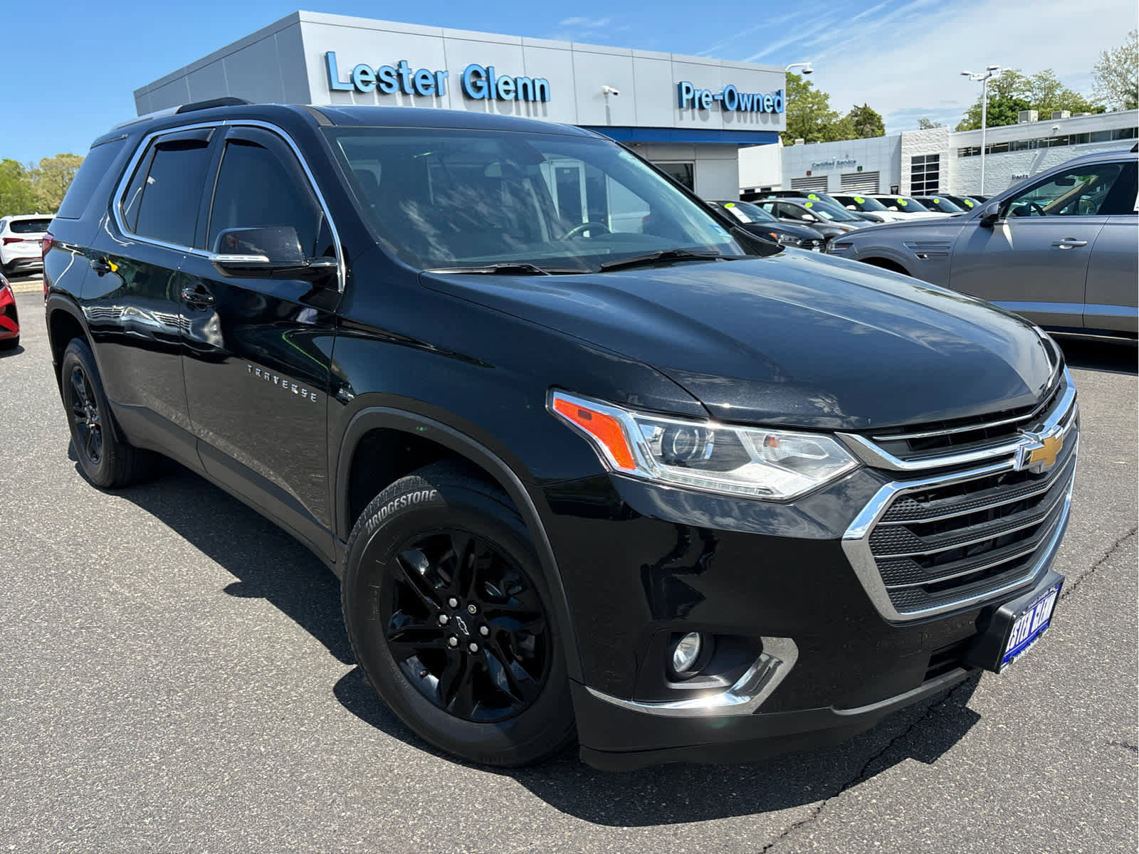 Used 2018 Chevrolet Traverse LT AWD/4WD image 2